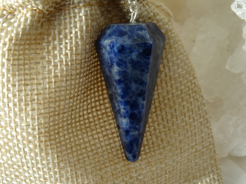 Pendule Sodalite Cône Facetté